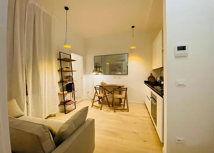 Daire Piazzaborsa Charme Trieste