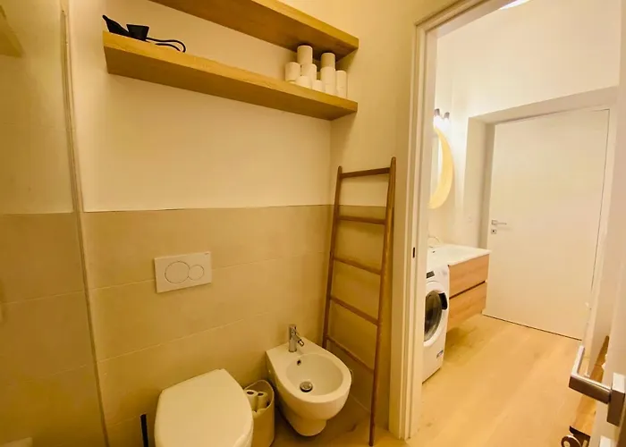 Piazzaborsa Charme Daire *